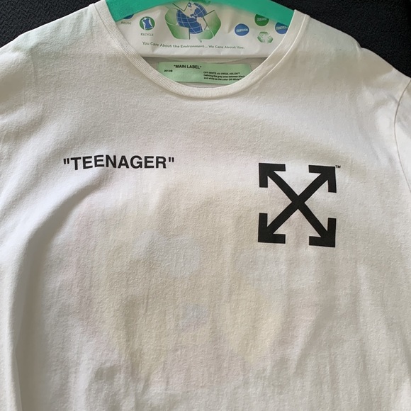 Off white Tee Shirt - Picture 3 of 7